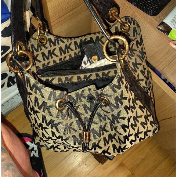 Michael Kors Collection Black and Tan Shoulder Bag - Picture 1 of 5